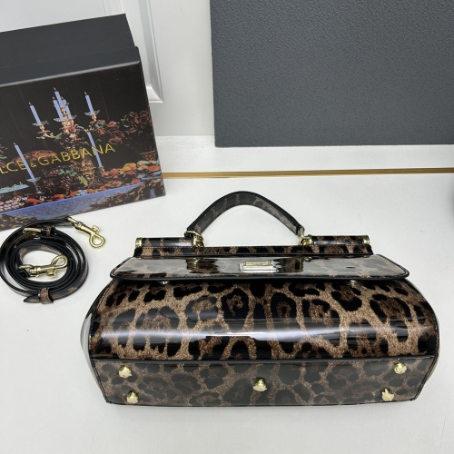 Cheap Dolce &amp; Gabbana AAA Quality Handbags For Women #1193408 Replica Wholesale [$150.00 USD] [ITEM#1193408] on Replica Dolce &amp; Gabbana AAA Quality Handbags