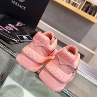 Cheap Versace Casual Shoes For Women #1187264 Replica Wholesale [$102.00 USD] [ITEM#1187264] on Replica Versace Casual Shoes