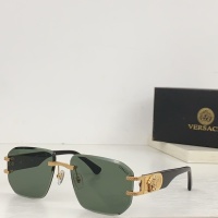 Versace AAA Quality Sunglasses #1187598