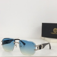 Versace AAA Quality Sunglasses #1187602