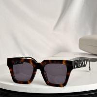 Versace AAA Quality Sunglasses #1187782