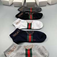 Cheap Versace Socks #1192980 Replica Wholesale [$27.00 USD] [ITEM#1192980] on Replica Versace Socks