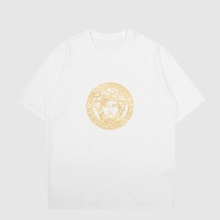 Cheap Versace T-Shirts Short Sleeved For Unisex #1195215 Replica Wholesale [$27.00 USD] [ITEM#1195215] on Replica Versace T-Shirts