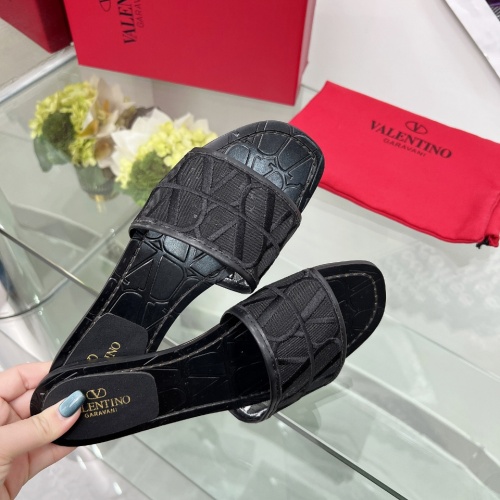 Cheap Valentino Slippers For Women #1198331 Replica Wholesale [$82.00 USD] [ITEM#1198331] on Replica Valentino Slippers