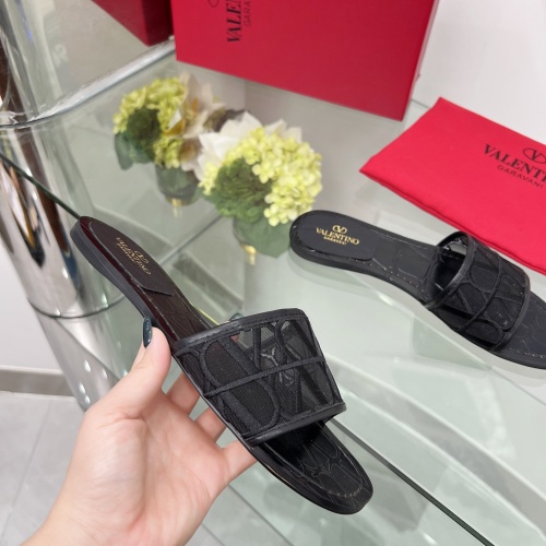 Cheap Valentino Slippers For Women #1198331 Replica Wholesale [$82.00 USD] [ITEM#1198331] on Replica Valentino Slippers