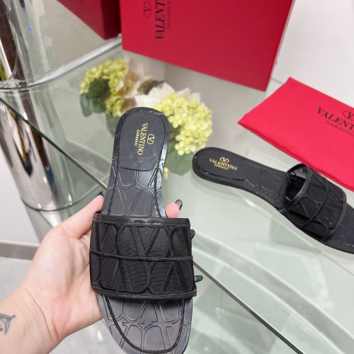 Cheap Valentino Slippers For Women #1198331 Replica Wholesale [$82.00 USD] [ITEM#1198331] on Replica Valentino Slippers