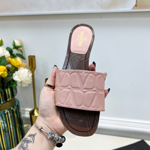 Cheap Valentino Slippers For Women #1198334 Replica Wholesale [$82.00 USD] [ITEM#1198334] on Replica Valentino Slippers