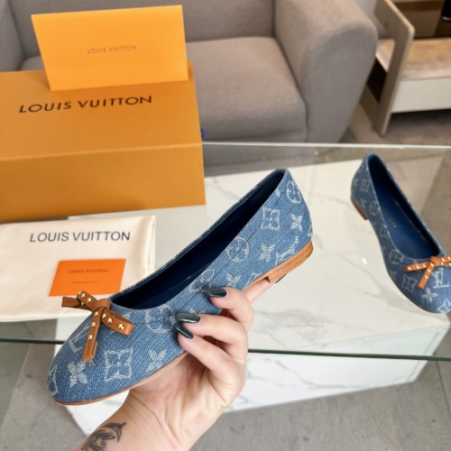 Cheap Louis Vuitton Flat Shoes For Women #1198640 Replica Wholesale [$102.00 USD] [ITEM#1198640] on Replica Louis Vuitton Flat Shoes