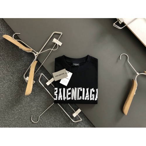 Cheap Balenciaga T-Shirts Short Sleeved For Unisex #1200242 Replica Wholesale [$60.00 USD] [ITEM#1200242] on Replica Balenciaga T-Shirts