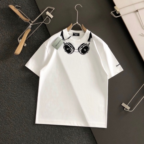 Cheap Balmain T-Shirts Short Sleeved For Unisex #1200299 Replica Wholesale [$60.00 USD] [ITEM#1200299] on Replica Balmain T-Shirts