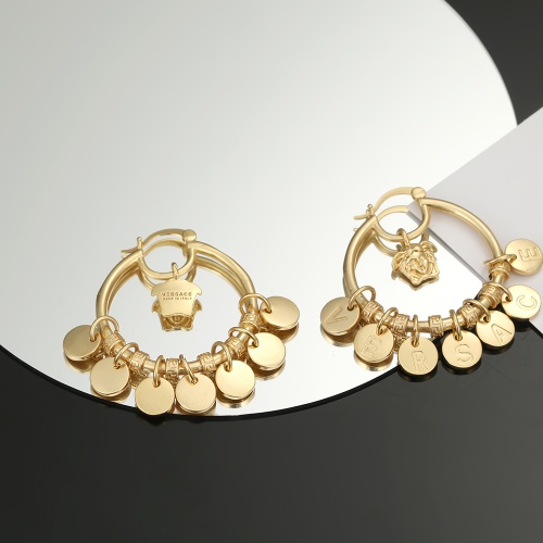 Cheap Versace Earrings For Women #1203625 Replica Wholesale [$34.00 USD] [ITEM#1203625] on Replica Versace Earrings