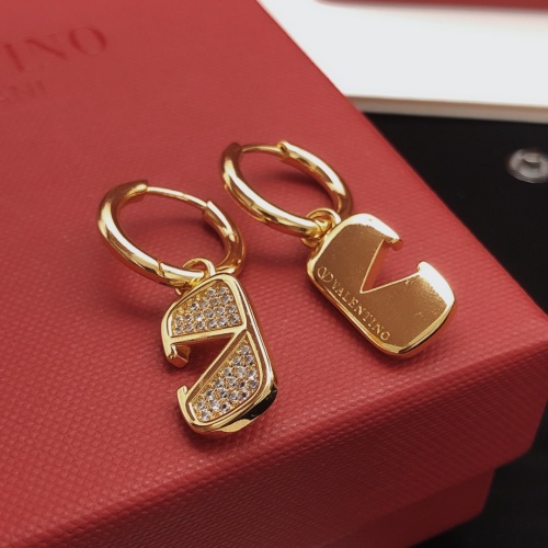 Cheap Valentino Earrings For Women #1203889 Replica Wholesale [$29.00 USD] [ITEM#1203889] on Replica Valentino Earrings