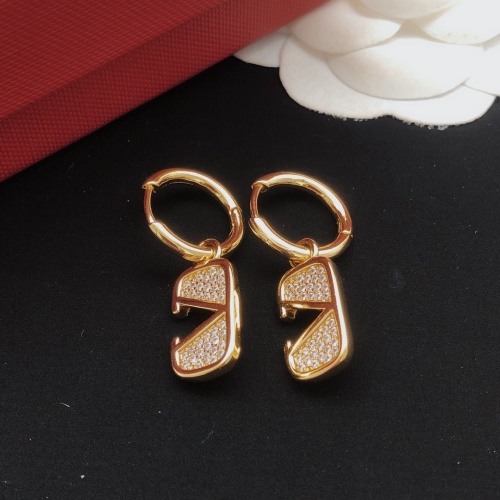 Cheap Valentino Earrings For Women #1203889 Replica Wholesale [$29.00 USD] [ITEM#1203889] on Replica Valentino Earrings