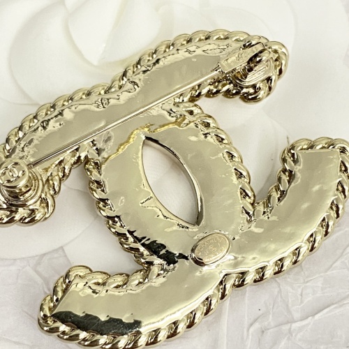 Cheap Chanel Brooches For Women #1204174 Replica Wholesale [$32.00 USD] [ITEM#1204174] on Replica Chanel Brooches