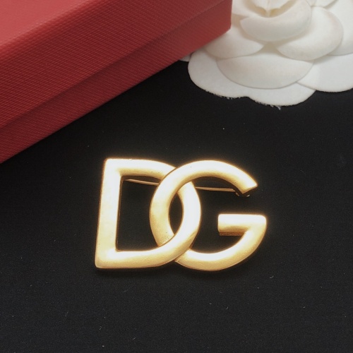 Cheap Dolce &amp; Gabbana Brooches For Women #1204374 Replica Wholesale [$29.00 USD] [ITEM#1204374] on Replica Dolce &amp; Gabbana Brooches