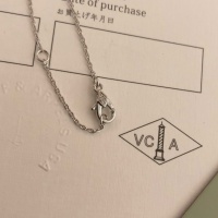 Cheap Van Cleef &amp; Arpels Necklaces For Women #1204102 Replica Wholesale [$25.00 USD] [ITEM#1204102] on Replica Van Cleef &amp; Arpels Necklaces