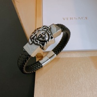 Cheap Versace Bracelets #1204336 Replica Wholesale [$52.00 USD] [ITEM#1204336] on Replica Versace Bracelets