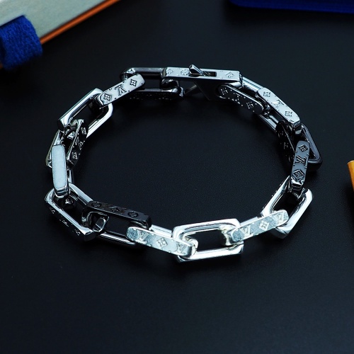 Cheap Louis Vuitton LV Bracelets #1204891 Replica Wholesale [$32.00 USD] [ITEM#1204891] on Replica Louis Vuitton LV Bracelets