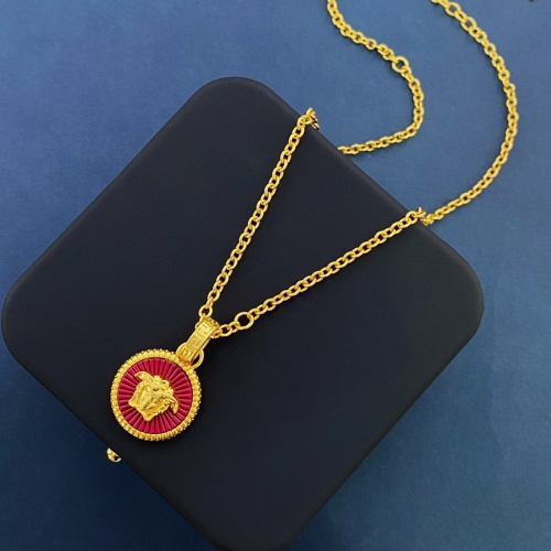 Cheap Versace Necklaces #1205001 Replica Wholesale [$32.00 USD] [ITEM#1205001] on Replica Versace Necklaces