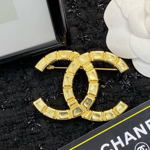 Cheap Chanel Brooches For Women #1205053 Replica Wholesale [$29.00 USD] [ITEM#1205053] on Replica Chanel Brooches