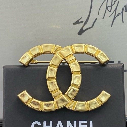 Cheap Chanel Brooches For Women #1205053 Replica Wholesale [$29.00 USD] [ITEM#1205053] on Replica Chanel Brooches