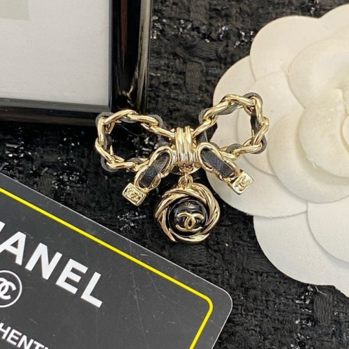 Cheap Chanel Brooches For Women #1205054 Replica Wholesale [$29.00 USD] [ITEM#1205054] on Replica Chanel Brooches