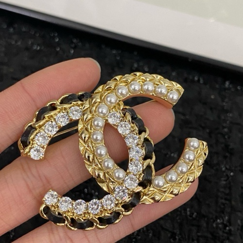 Cheap Chanel Brooches For Women #1205058 Replica Wholesale [$36.00 USD] [ITEM#1205058] on Replica Chanel Brooches