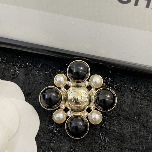 Cheap Chanel Brooches For Women #1205066 Replica Wholesale [$32.00 USD] [ITEM#1205066] on Replica Chanel Brooches