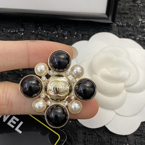 Cheap Chanel Brooches For Women #1205066 Replica Wholesale [$32.00 USD] [ITEM#1205066] on Replica Chanel Brooches