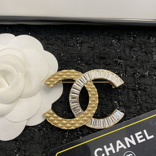 Cheap Chanel Brooches For Women #1205070 Replica Wholesale [$34.00 USD] [ITEM#1205070] on Replica Chanel Brooches