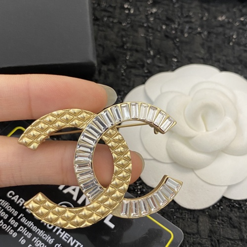 Cheap Chanel Brooches For Women #1205070 Replica Wholesale [$34.00 USD] [ITEM#1205070] on Replica Chanel Brooches