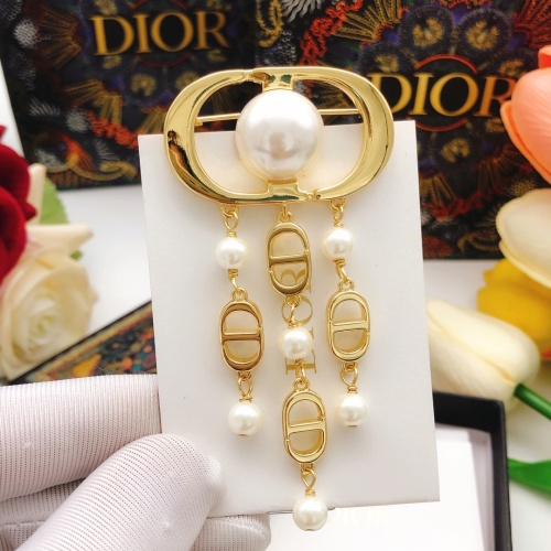 Cheap Christian Dior Brooches For Women #1205116 Replica Wholesale [$32.00 USD] [ITEM#1205116] on Replica Christian Dior Brooches