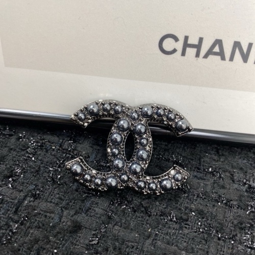 Cheap Chanel Brooches For Women #1205158 Replica Wholesale [$34.00 USD] [ITEM#1205158] on Replica Chanel Brooches