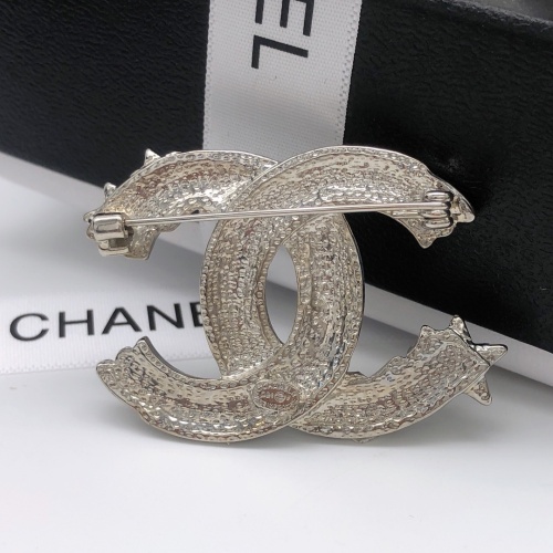 Cheap Chanel Brooches For Women #1205241 Replica Wholesale [$32.00 USD] [ITEM#1205241] on Replica Chanel Brooches