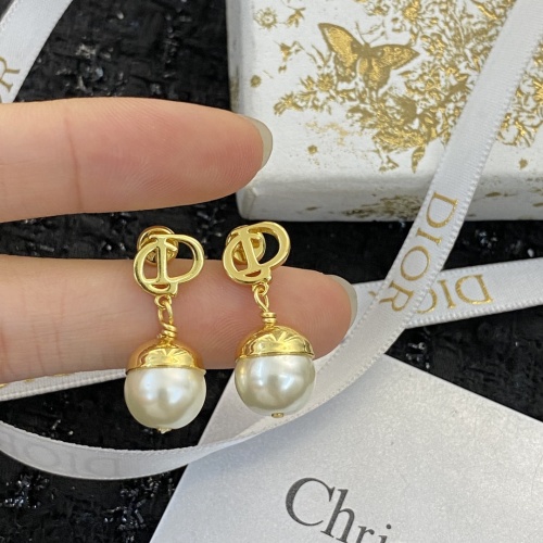 Cheap Christian Dior Earrings For Women #1205334 Replica Wholesale [$25.00 USD] [ITEM#1205334] on Replica Christian Dior Earrings