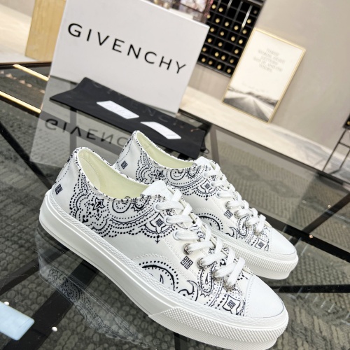 Cheap Givenchy Casual Shoes For Men #1205379 Replica Wholesale [$72.00 USD] [ITEM#1205379] on Replica Givenchy Casual Shoes