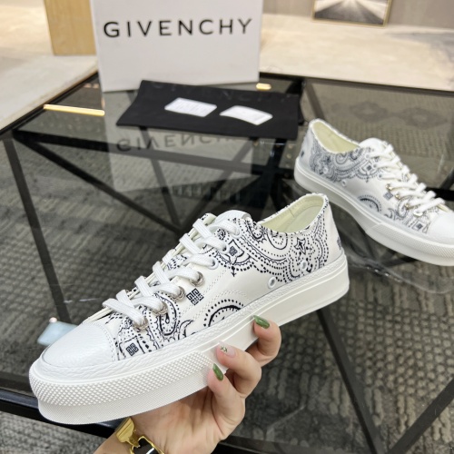 Cheap Givenchy Casual Shoes For Men #1205379 Replica Wholesale [$72.00 USD] [ITEM#1205379] on Replica Givenchy Casual Shoes