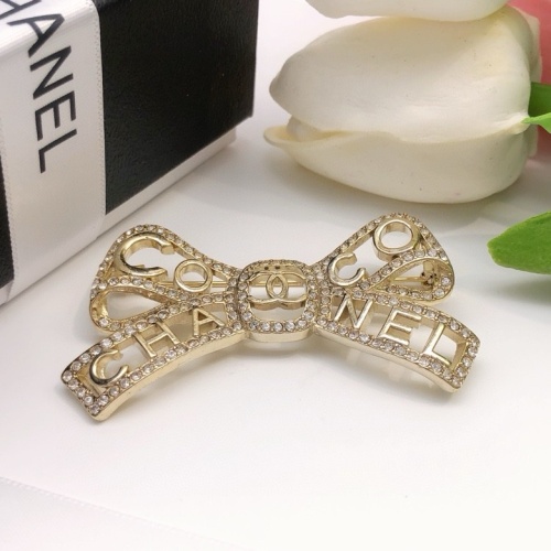 Cheap Chanel Brooches For Women #1205436 Replica Wholesale [$29.00 USD] [ITEM#1205436] on Replica Chanel Brooches