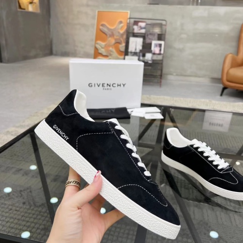 Cheap Givenchy Casual Shoes For Men #1205468 Replica Wholesale [$80.00 USD] [ITEM#1205468] on Replica Givenchy Casual Shoes