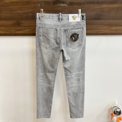 Cheap Versace Jeans For Men #1205526 Replica Wholesale [$82.00 USD] [ITEM#1205526] on Replica Versace Jeans