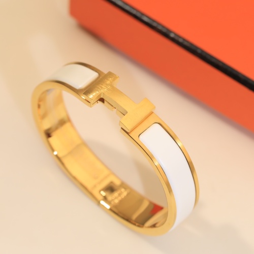 Cheap Hermes Bracelets In Gold #1205599 Replica Wholesale [$64.00 USD] [ITEM#1205599] on Replica Hermes Bracelets