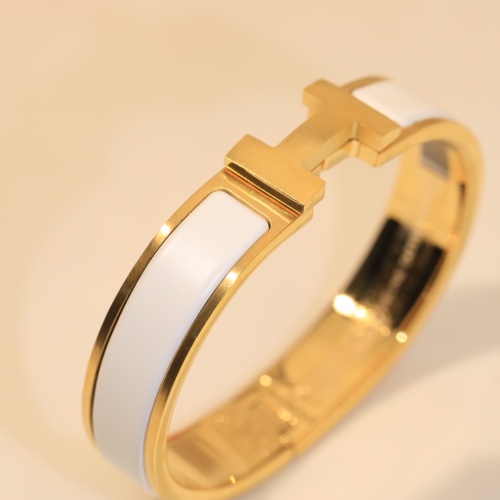 Cheap Hermes Bracelets In Gold #1205599 Replica Wholesale [$64.00 USD] [ITEM#1205599] on Replica Hermes Bracelets