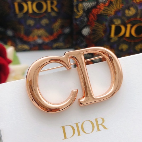 Cheap Christian Dior Brooches For Women #1205600 Replica Wholesale [$29.00 USD] [ITEM#1205600] on Replica Christian Dior Brooches