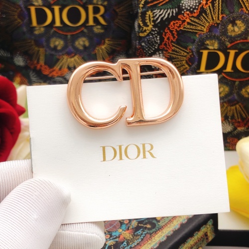 Cheap Christian Dior Brooches For Women #1205600 Replica Wholesale [$29.00 USD] [ITEM#1205600] on Replica Christian Dior Brooches