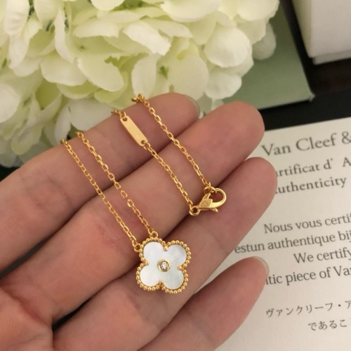 Cheap Van Cleef &amp; Arpels Necklaces For Women #1205664 Replica Wholesale [$25.00 USD] [ITEM#1205664] on Replica Van Cleef &amp; Arpels Necklaces