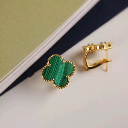 Cheap Van Cleef &amp; Arpels Earrings For Women #1205887 Replica Wholesale [$27.00 USD] [ITEM#1205887] on Replica Van Cleef &amp; Arpels Earrings