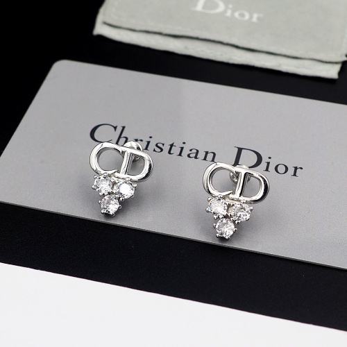 Cheap Christian Dior Earrings For Women #1205954 Replica Wholesale [$25.00 USD] [ITEM#1205954] on Replica Christian Dior Earrings