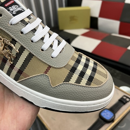 Cheap Burberry Casual Shoes For Men #1207939 Replica Wholesale [$72.00 USD] [ITEM#1207939] on Replica Burberry Casual Shoes