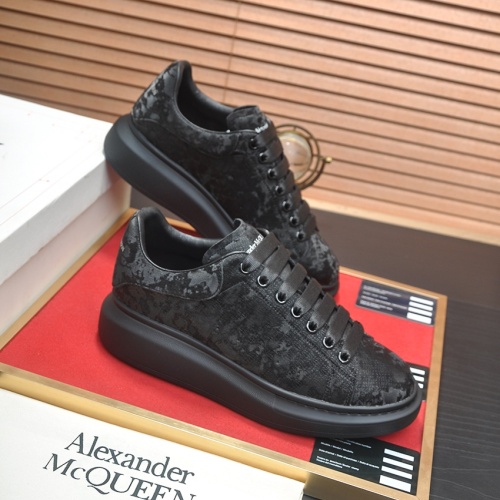 Cheap Alexander McQueen Casual Shoes For Men #1207963 Replica Wholesale [$80.00 USD] [ITEM#1207963] on Replica Alexander McQueen Casual Shoes