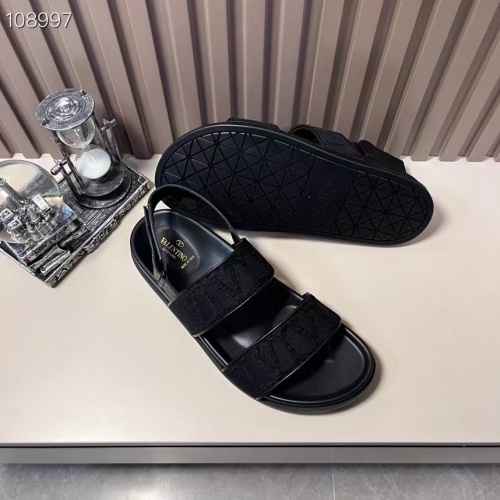 Cheap Valentino Sandal For Men #1208226 Replica Wholesale [$56.00 USD] [ITEM#1208226] on Replica Valentino Sandal